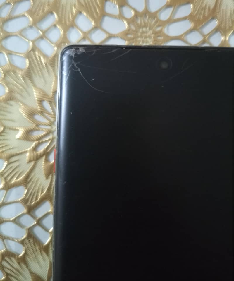 Tecno CAMON 40 Pro 8