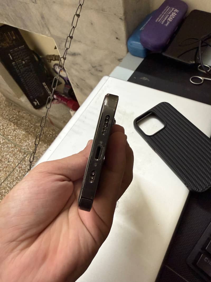 Apple iPhone 13 Pro 5