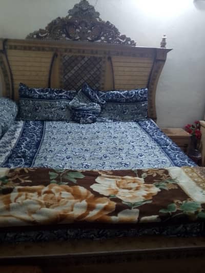 Bed Showcase and others full set for sale phone number 03105000695