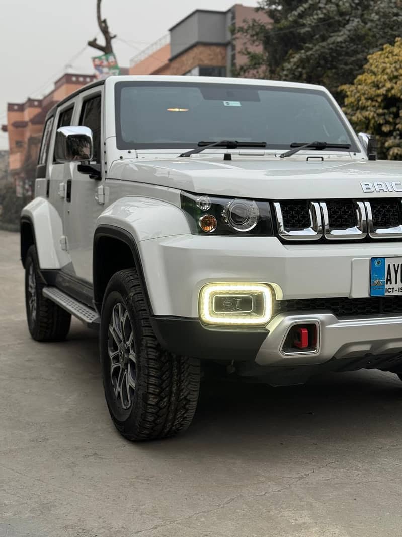 BAIC BJ40 Plus 2022 2