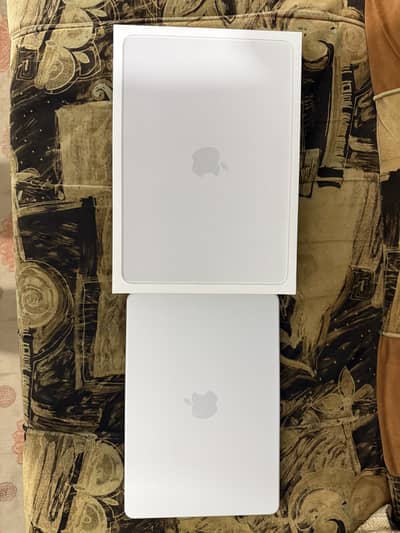 Macbook Neo 512/Touch ID Silver