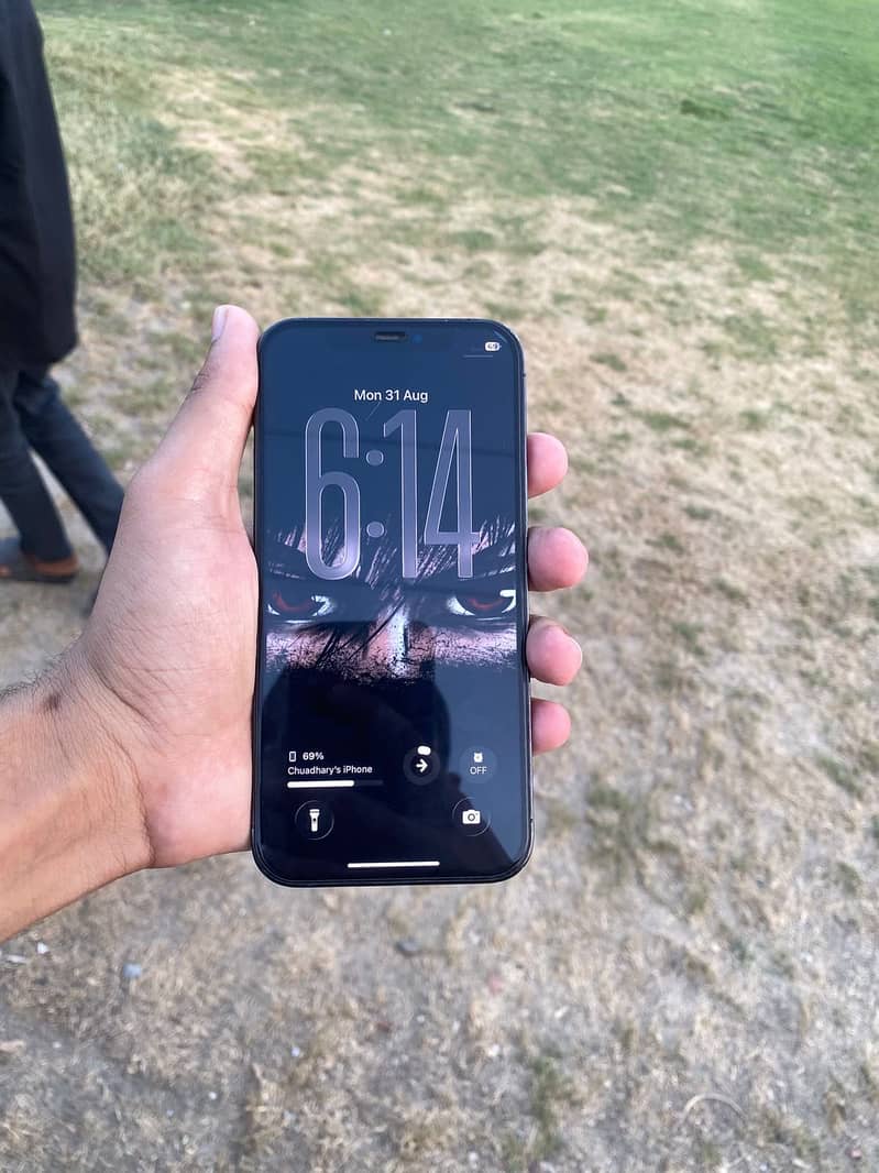 Apple iPhone 12 Pro 2