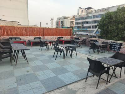 The terrace cafe