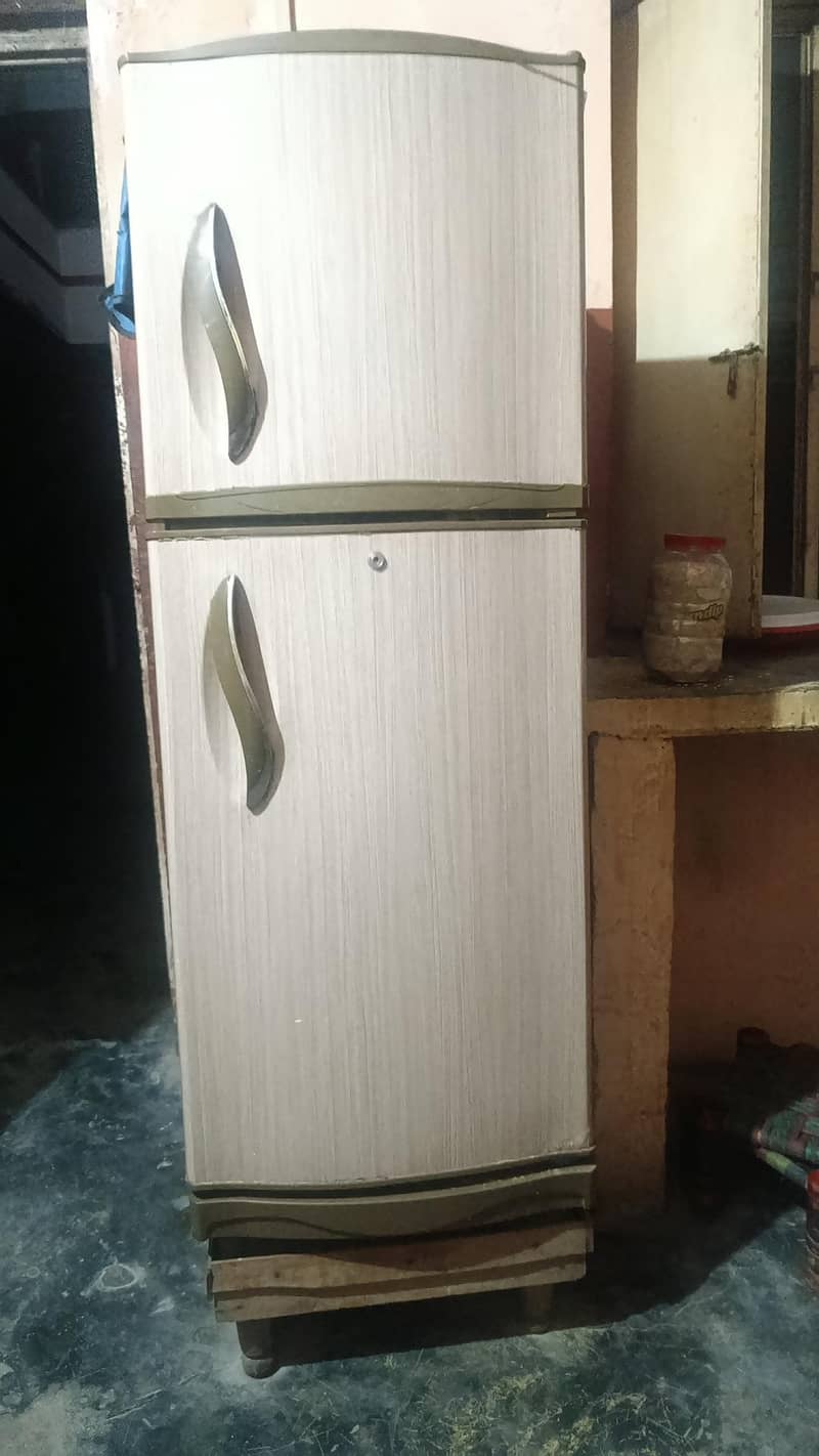 waves refrigerator 3