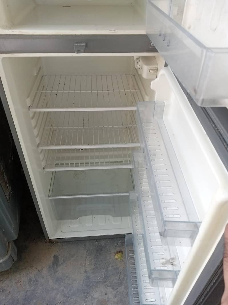 Fridge 3