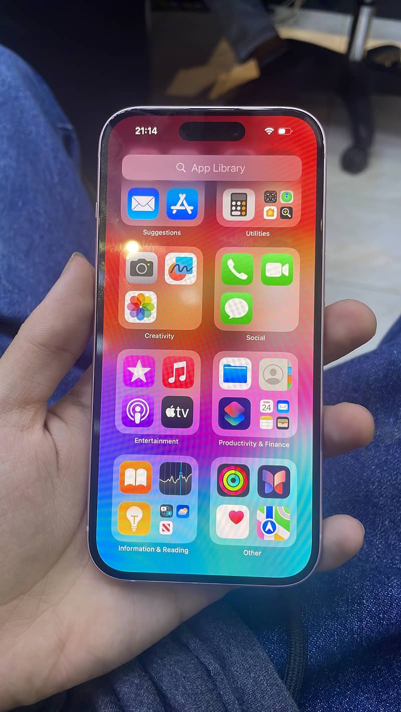 Apple iPhone 15 2