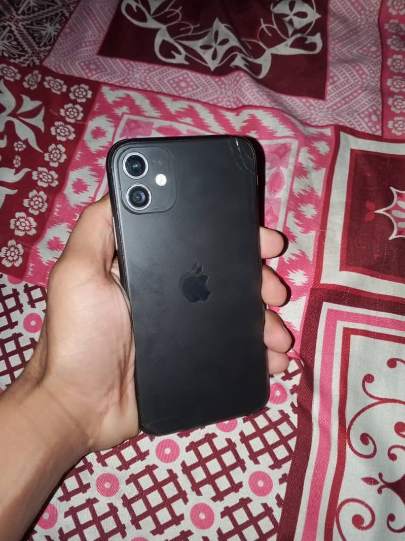 Apple iPhone 11 3
