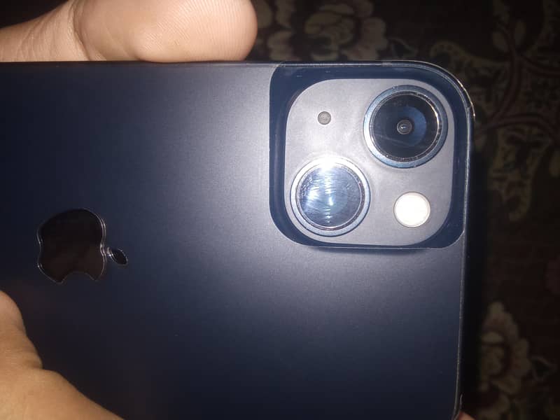 Apple iPhone 13 1
