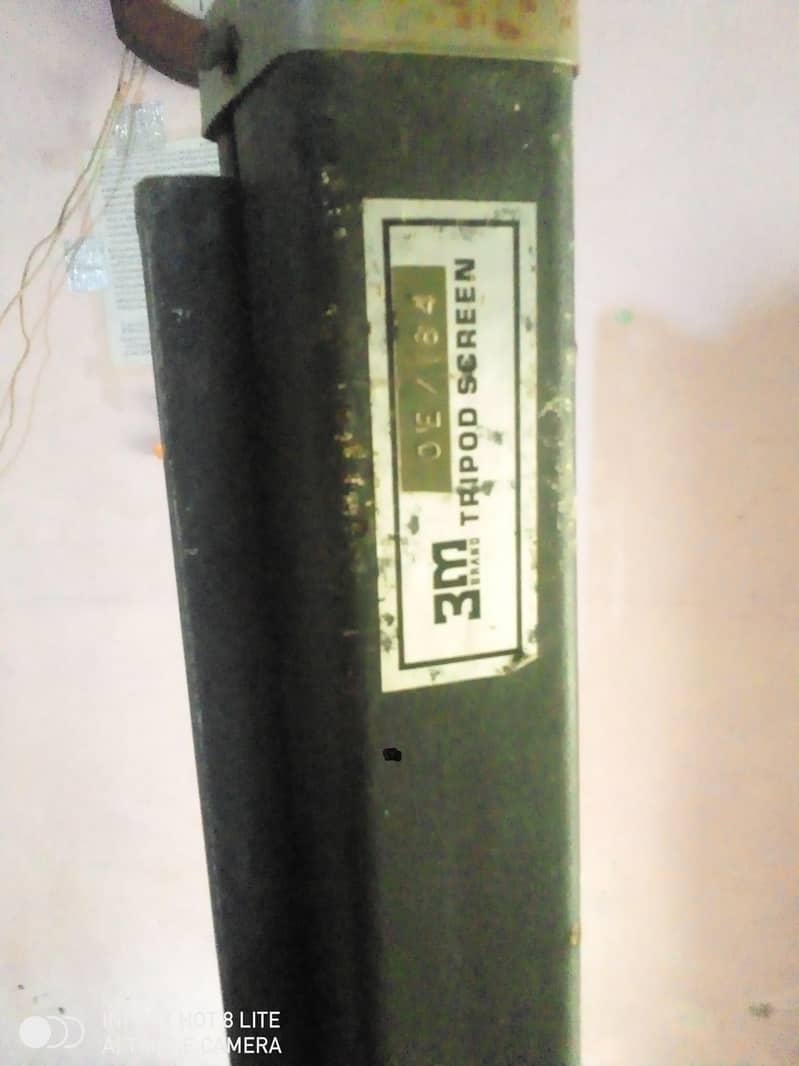 multimedia projector screen 5