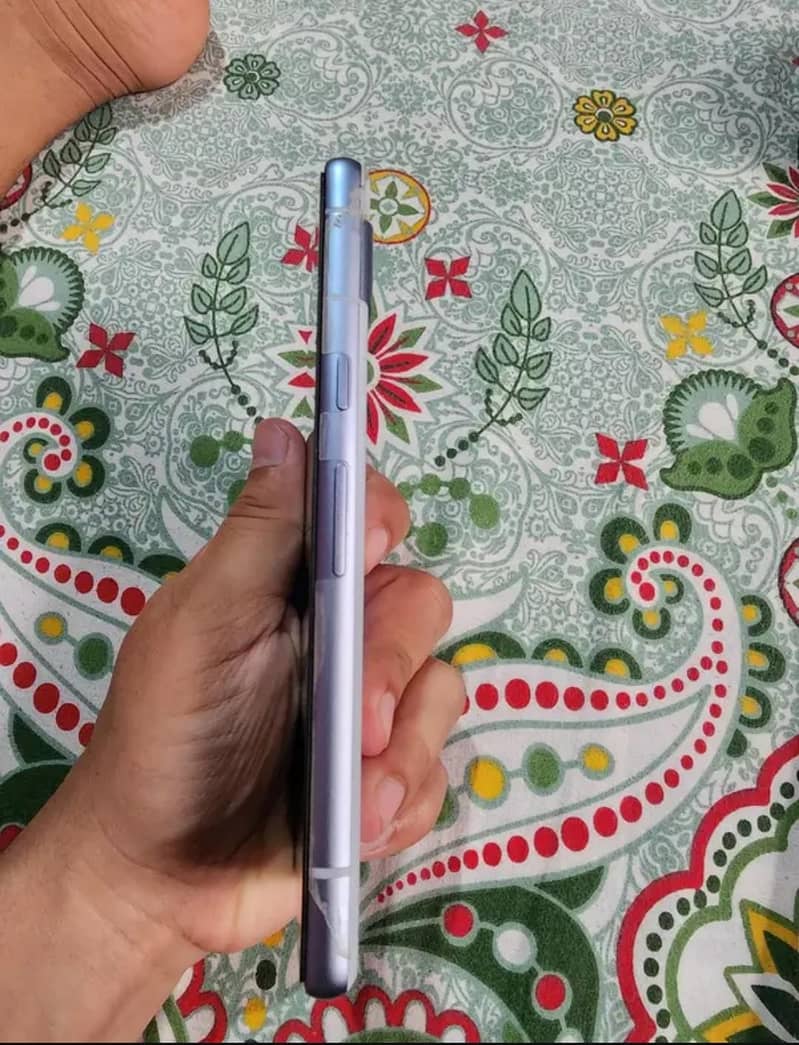 Google Pixel 7a 2