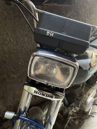 Honda 125 2021 model family used h