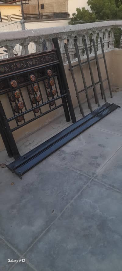 Iron bed