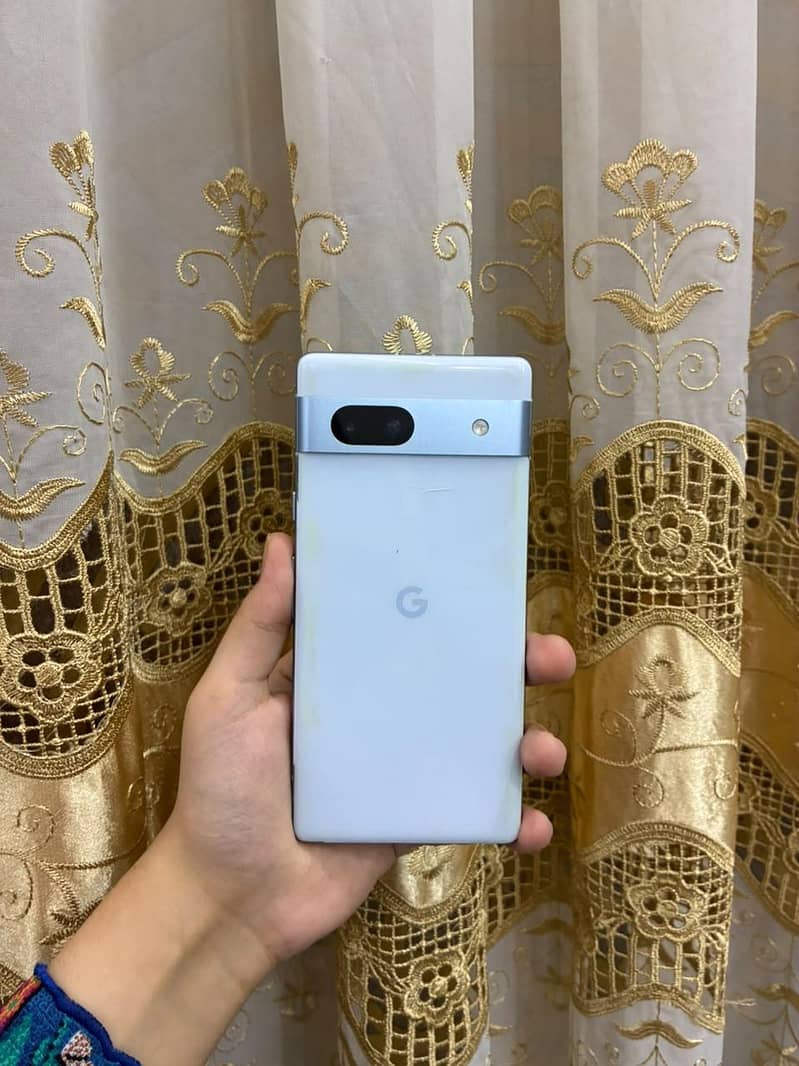 Google Pixel 7a 4