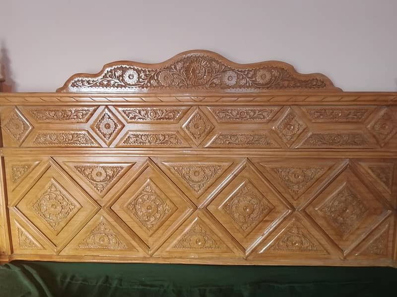 Double bed with dressing table 2