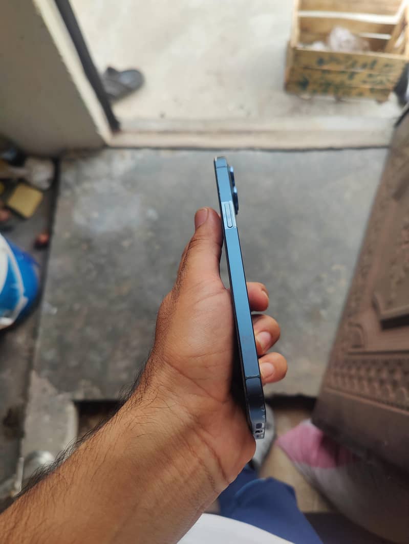 Apple iPhone 12 Pro Max 10
