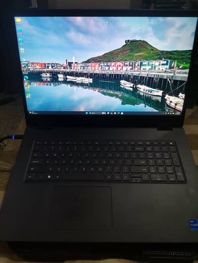 Dell Precision 7780 | RTX 3500 Ada 12GB | i7 13th Gen