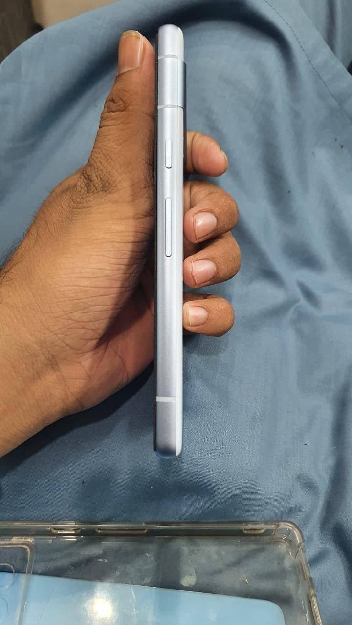 Google Pixel 7a 1