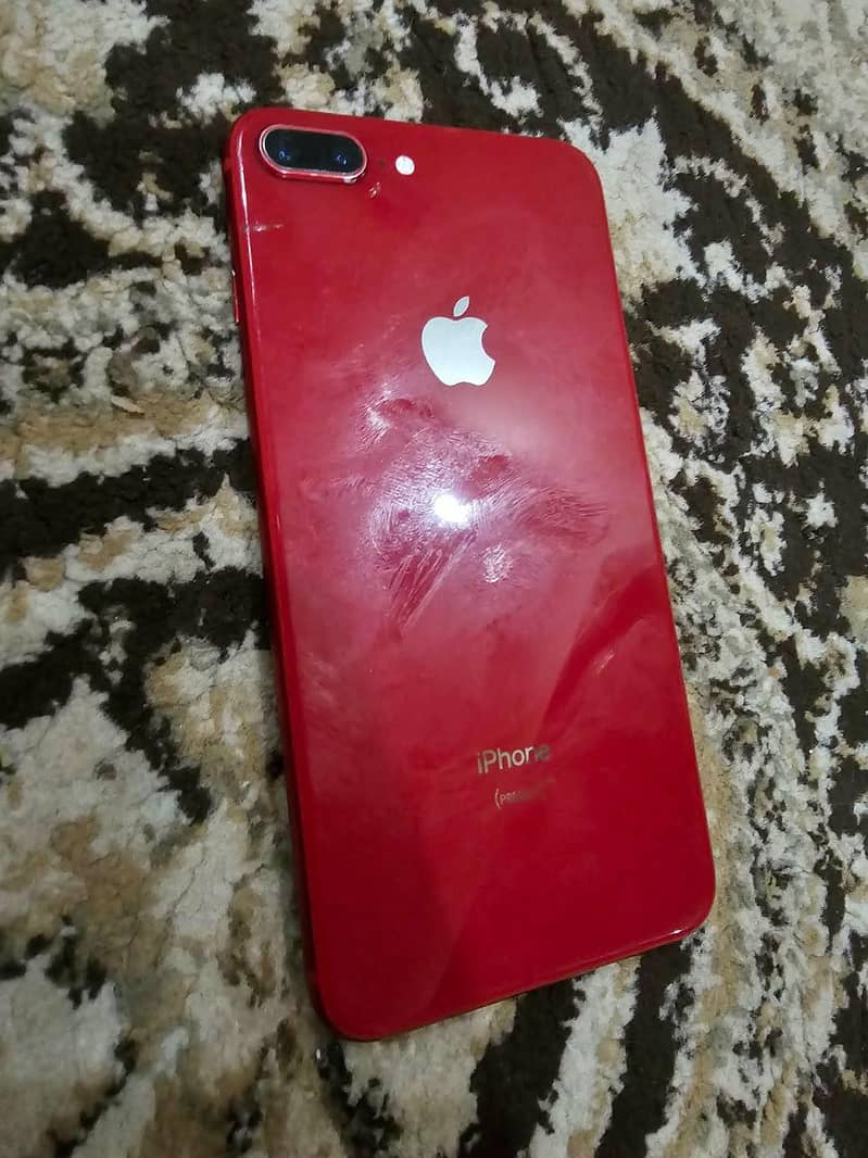 Apple iPhone 8 Plus 0