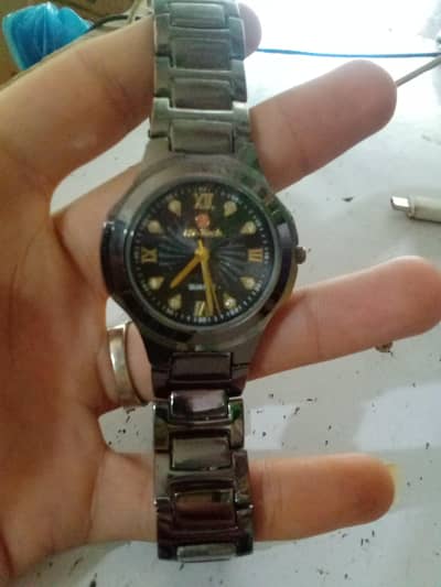 hi. tech watch