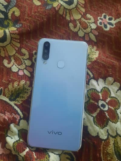 Vivo Y17