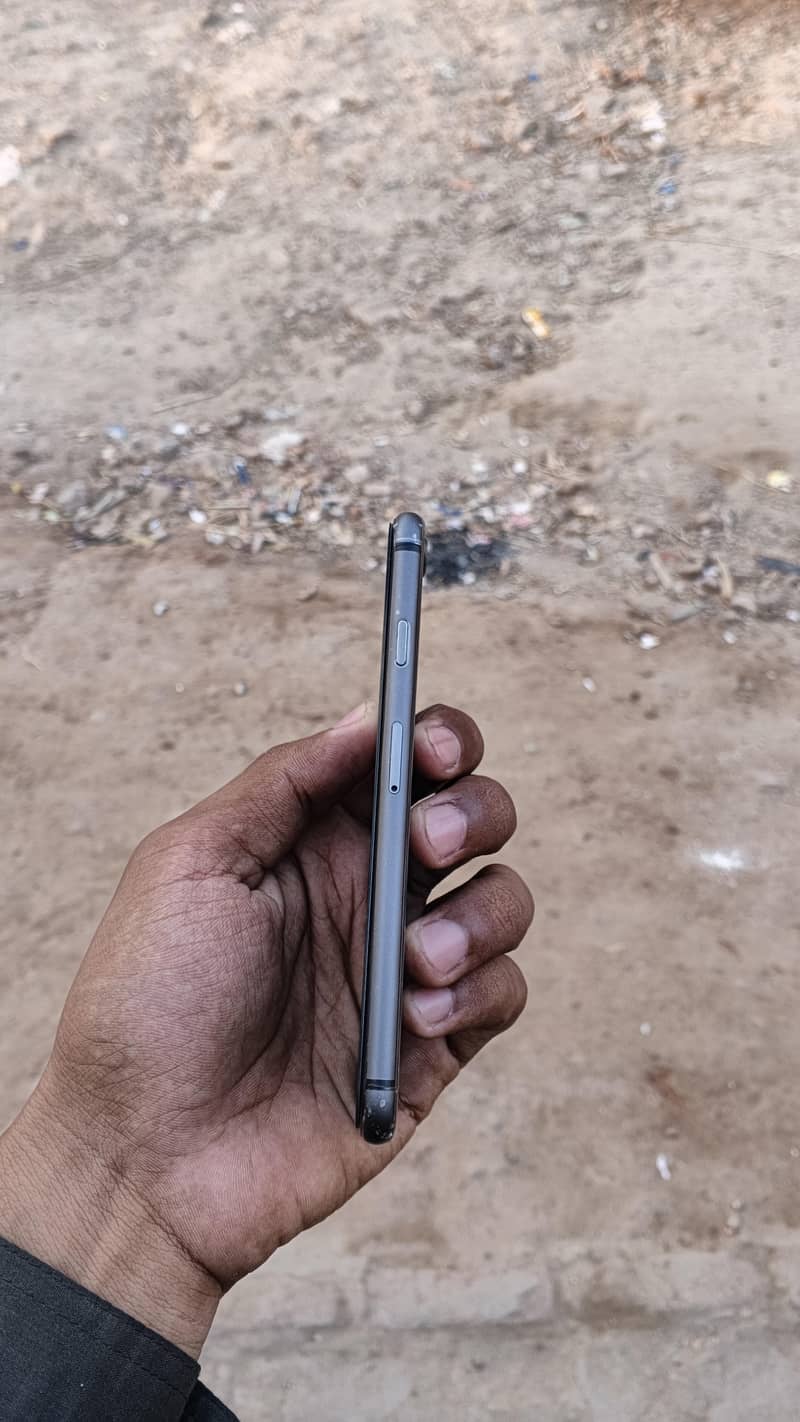 Apple iPhone 8 MDM 2