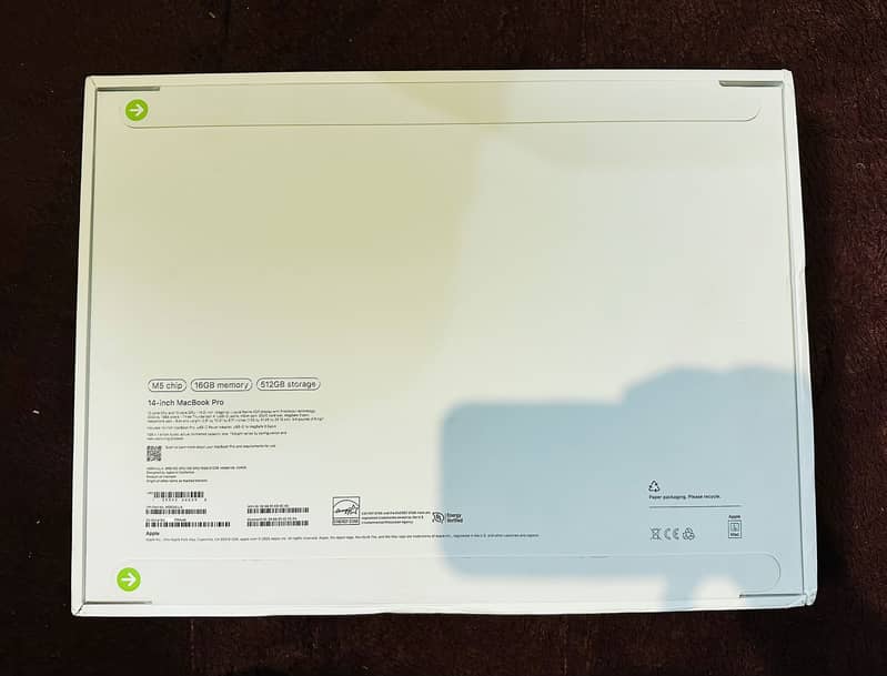 Apple MacBook Pro M5 4