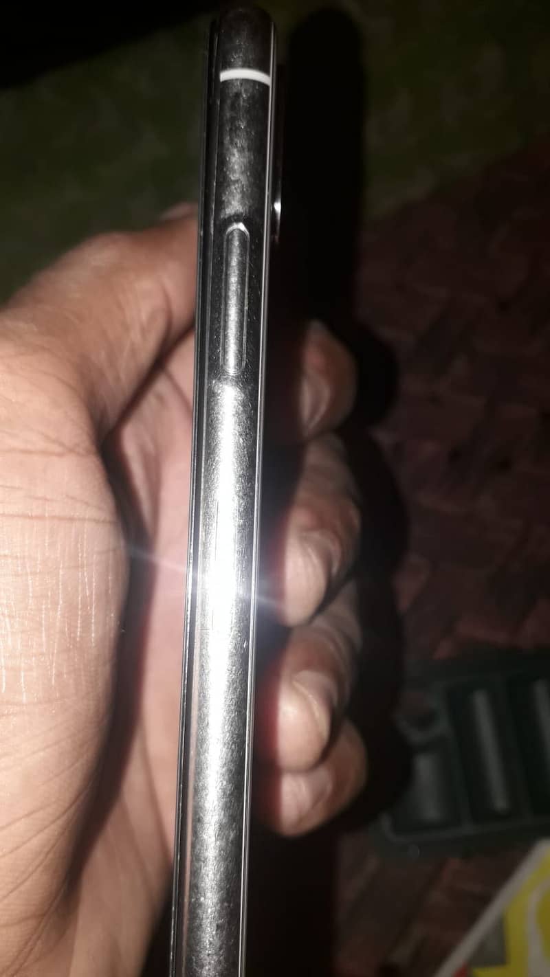 Apple iPhone X 2