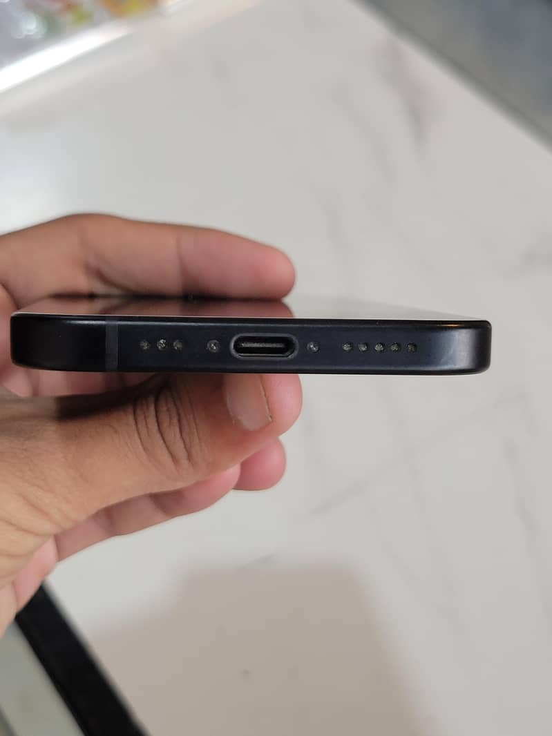 Apple iPhone 15 2
