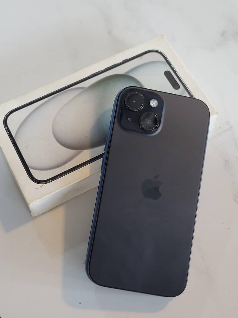 Apple iPhone 15 6