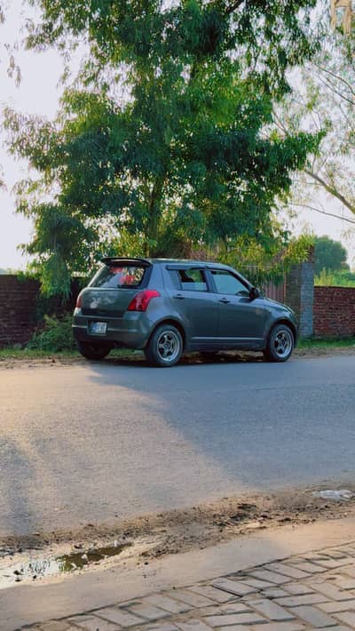 Suzuki Swift 2011