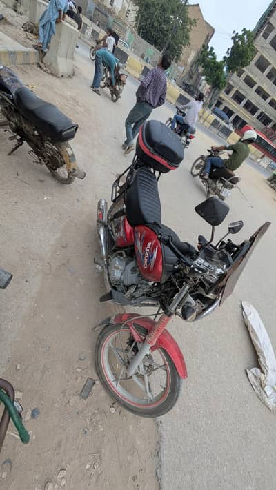 Suzuki GS 150 se