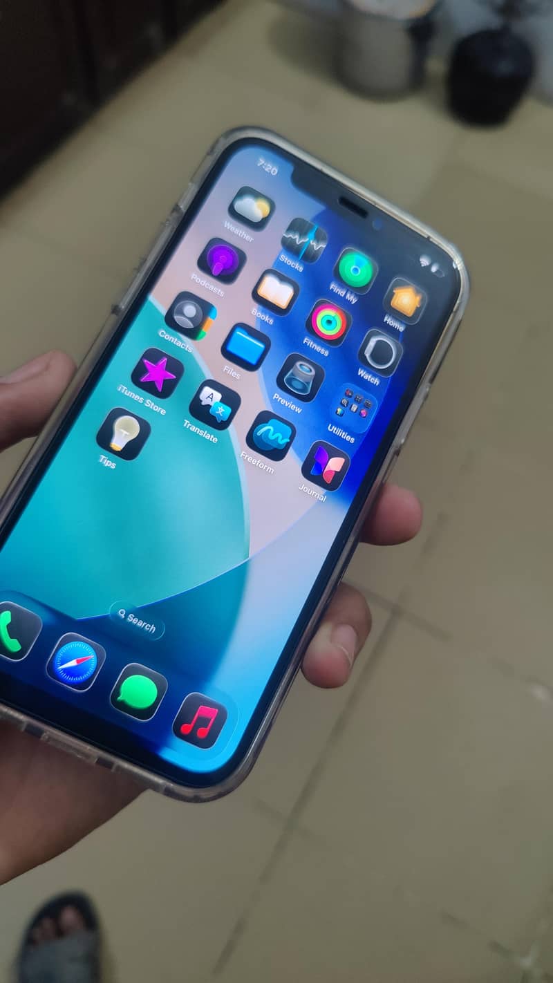 Apple iPhone 12 Pro 2