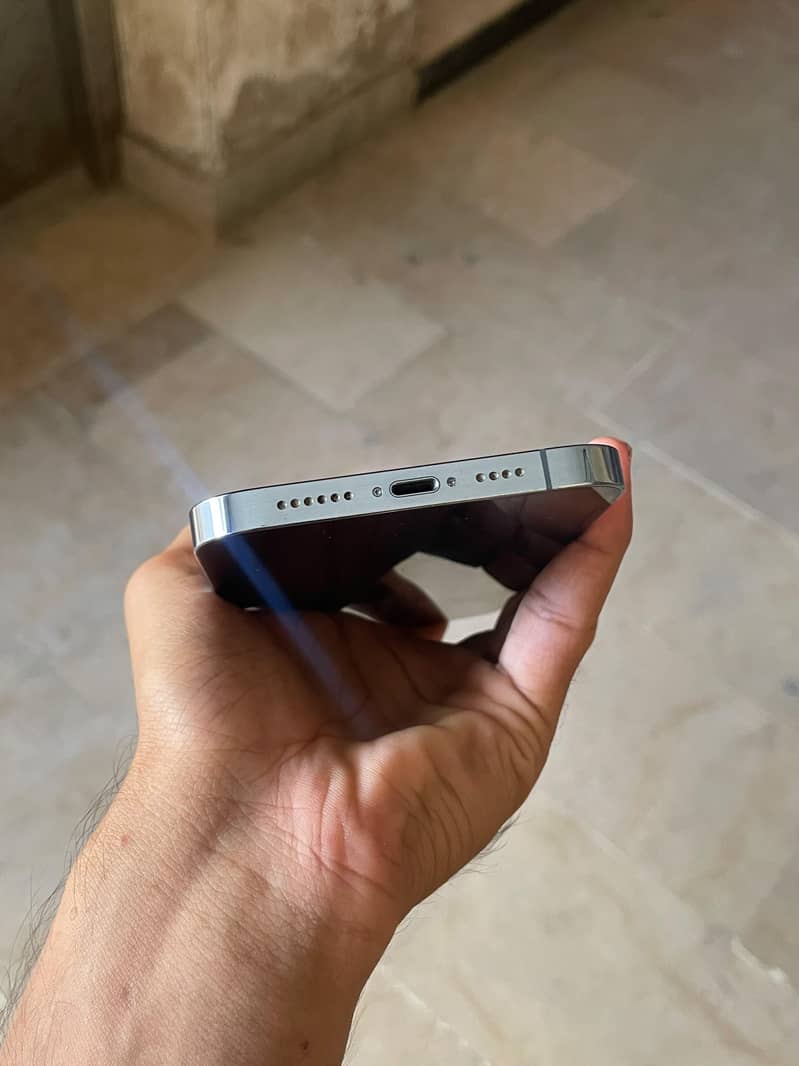 IPhone 13 Pro Max Jv 5