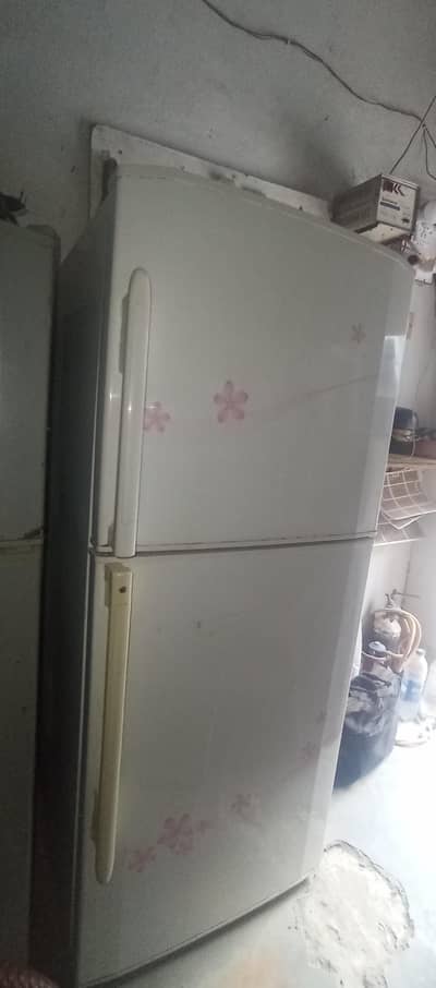 Refrigerator