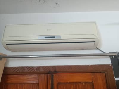 Hair 1.5 Ton AC for sale
