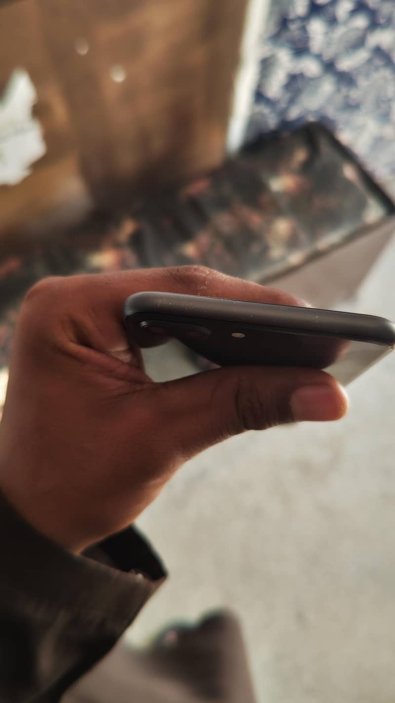 Apple iPhone 8 Plus 1