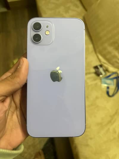 Apple iPhone 12