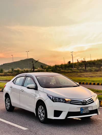 Toyota Corolla GLI 2015 Low mileage