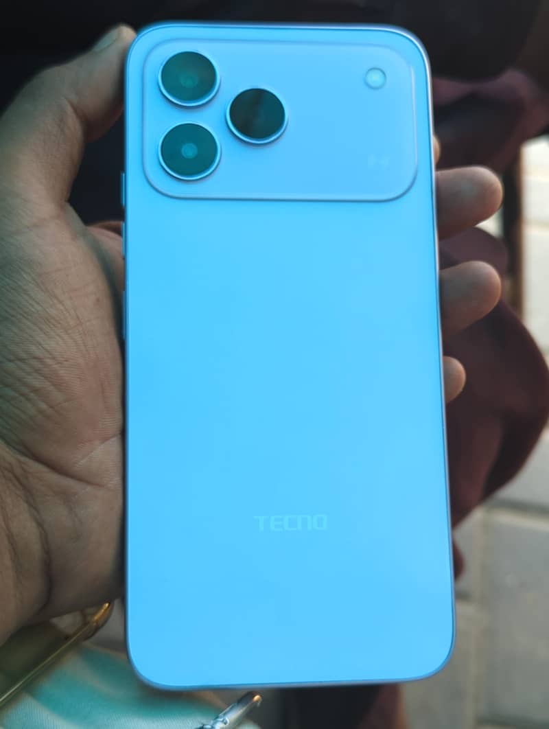 Tecno Spark 5 Pro 3