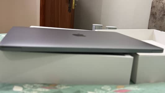MacBook Pro M2 2022 13-inch 8/256 Space Grey