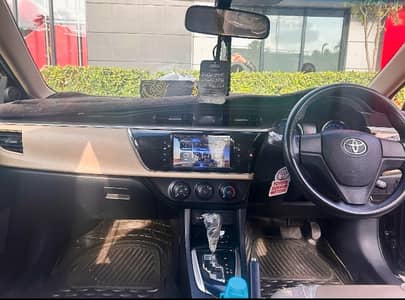Toyota Corolla Altis CVT-i 1.8 2015