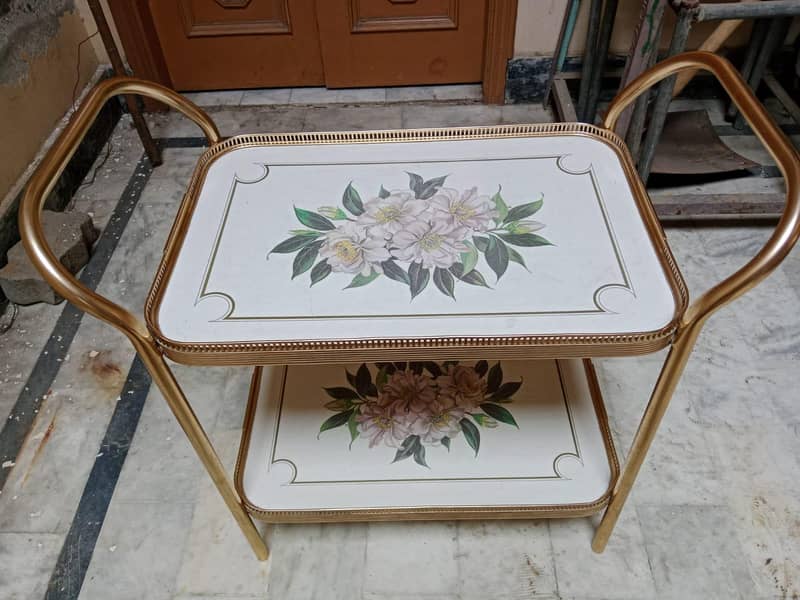 Dinner trolley 1