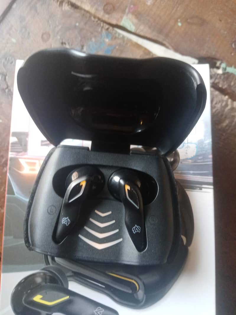 Earbuds audionic battle buds 1