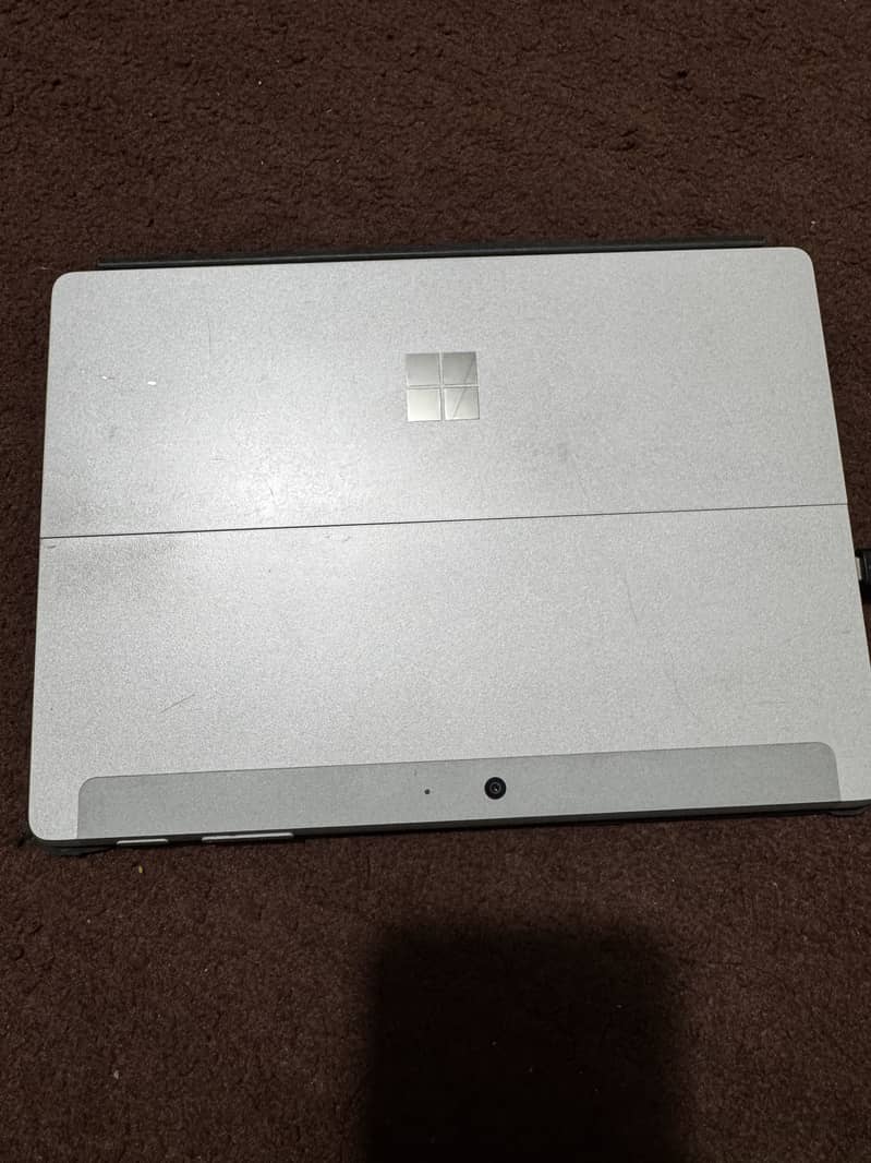 Surface 1824 3