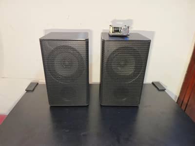 Samsung Cube speakers with Amplifier ZK 502L with Plug and extra wires