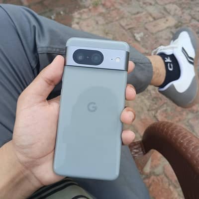 Google Pixel 8