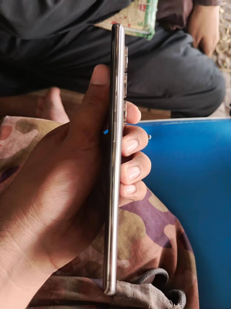 Tecno CAMON 40 Pro 5