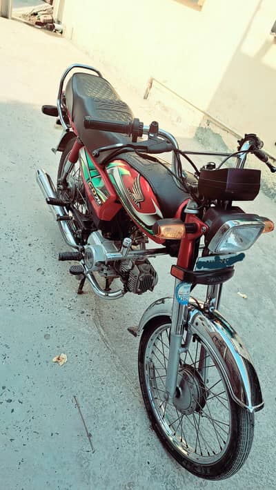 Honda 70 like new