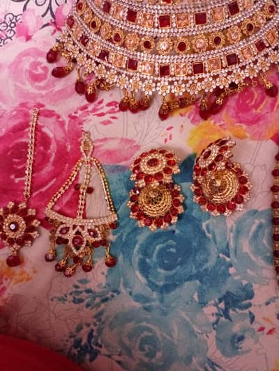 heavy bridal jewellery set barat set used once