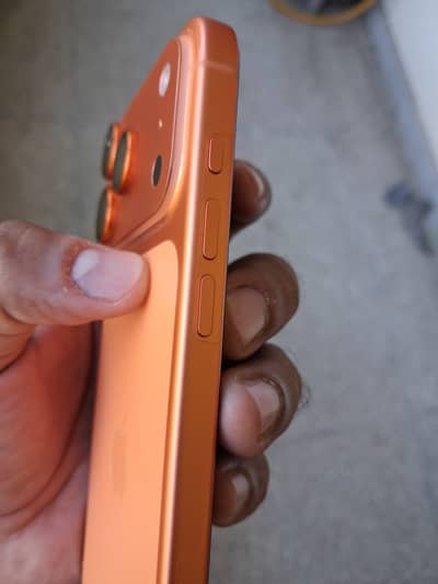 Apple iPhone 17 Pro in Mint Condition 10/10 Non PTA